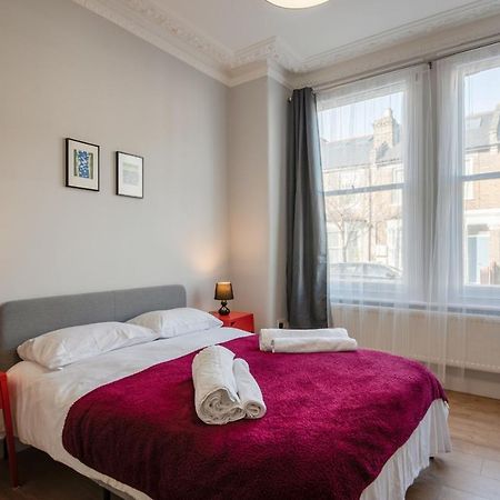 ロンドンComfortable Flat In Hammersmithアパートメント エクステリア 写真