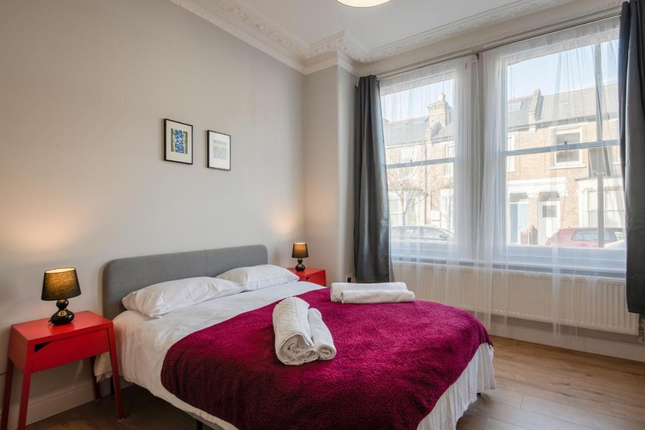 ロンドンComfortable Flat In Hammersmithアパートメント エクステリア 写真
