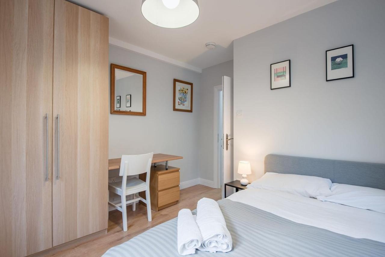 ロンドンComfortable Flat In Hammersmithアパートメント エクステリア 写真